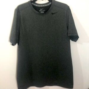NIKE men’s tee shirt , size Large, gray